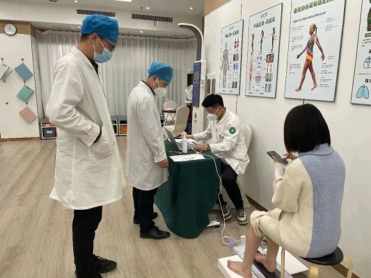 直樂(lè)醫(yī)院扁平足公益篩查